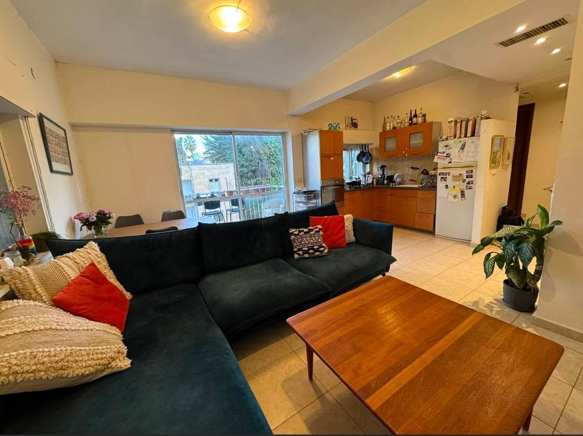 Bartenura • Rehavia Apartment featured image